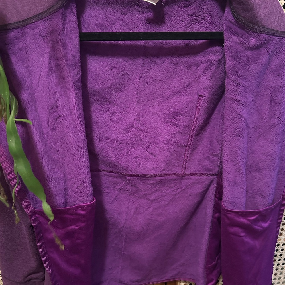 Ivivva purple fleece jacket - Picture 4 of 4